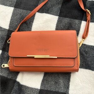 Elegant Rusty Brown Crossbody Bag,plenty of room inside to carry a lot. NWOT